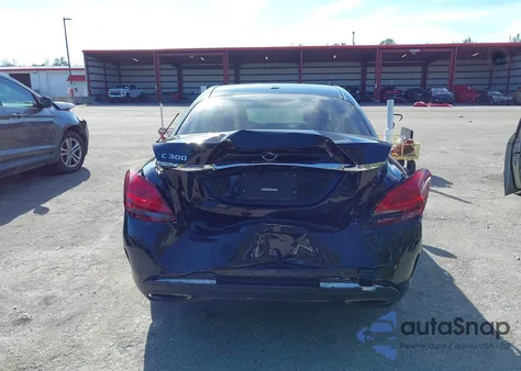 2019 Mercedes-Benz C 300 из США, поврежденный, VIN 55SWF8DB2KU295432